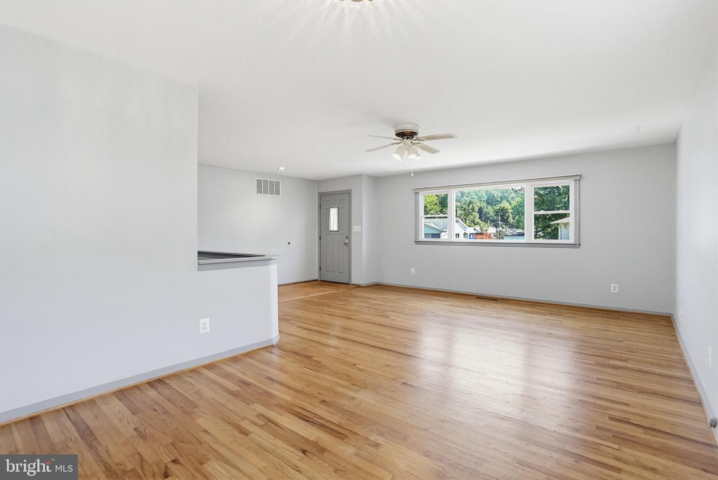 8145 Scotts Level Road photo 6