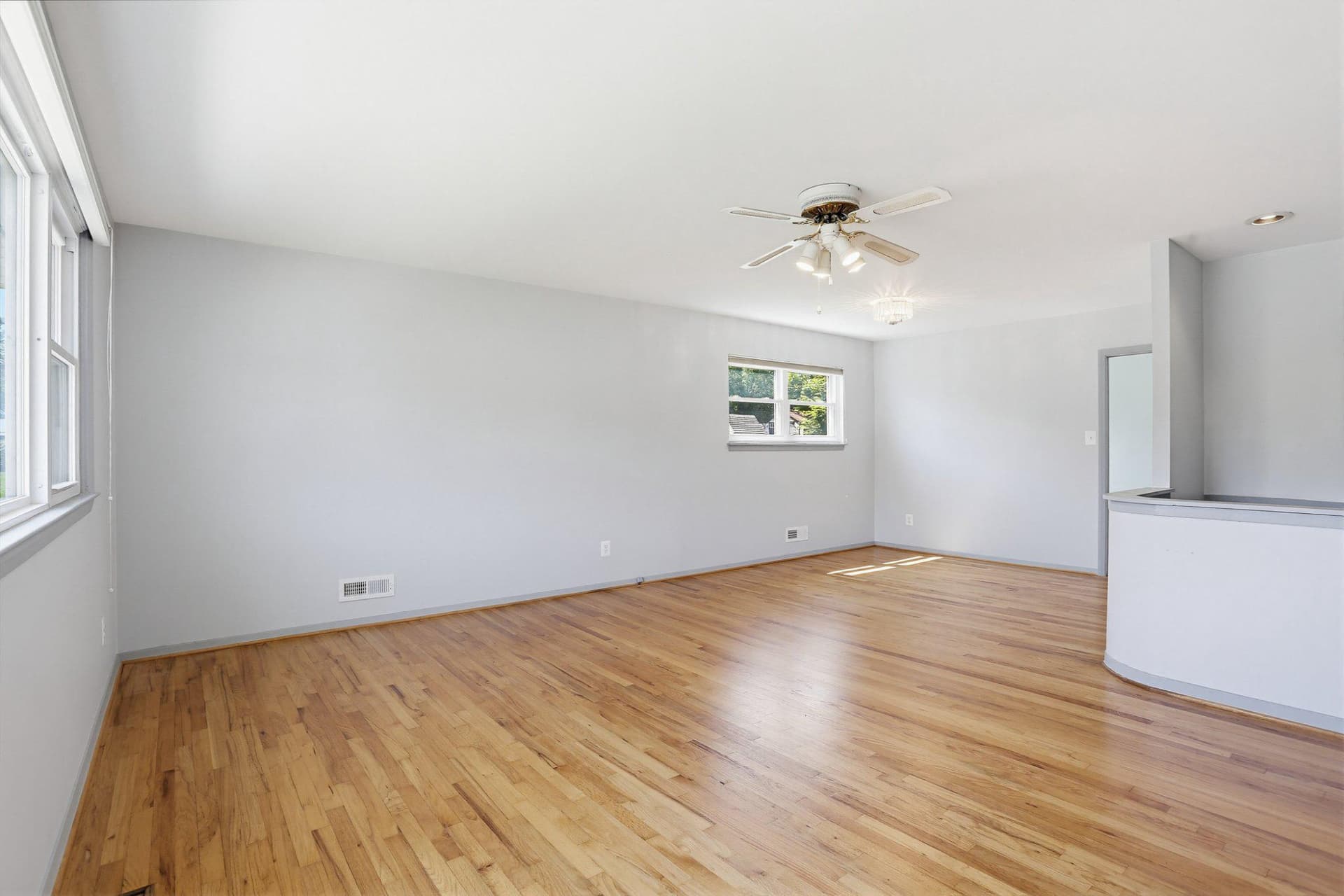 8145 Scotts Level Road photo 7