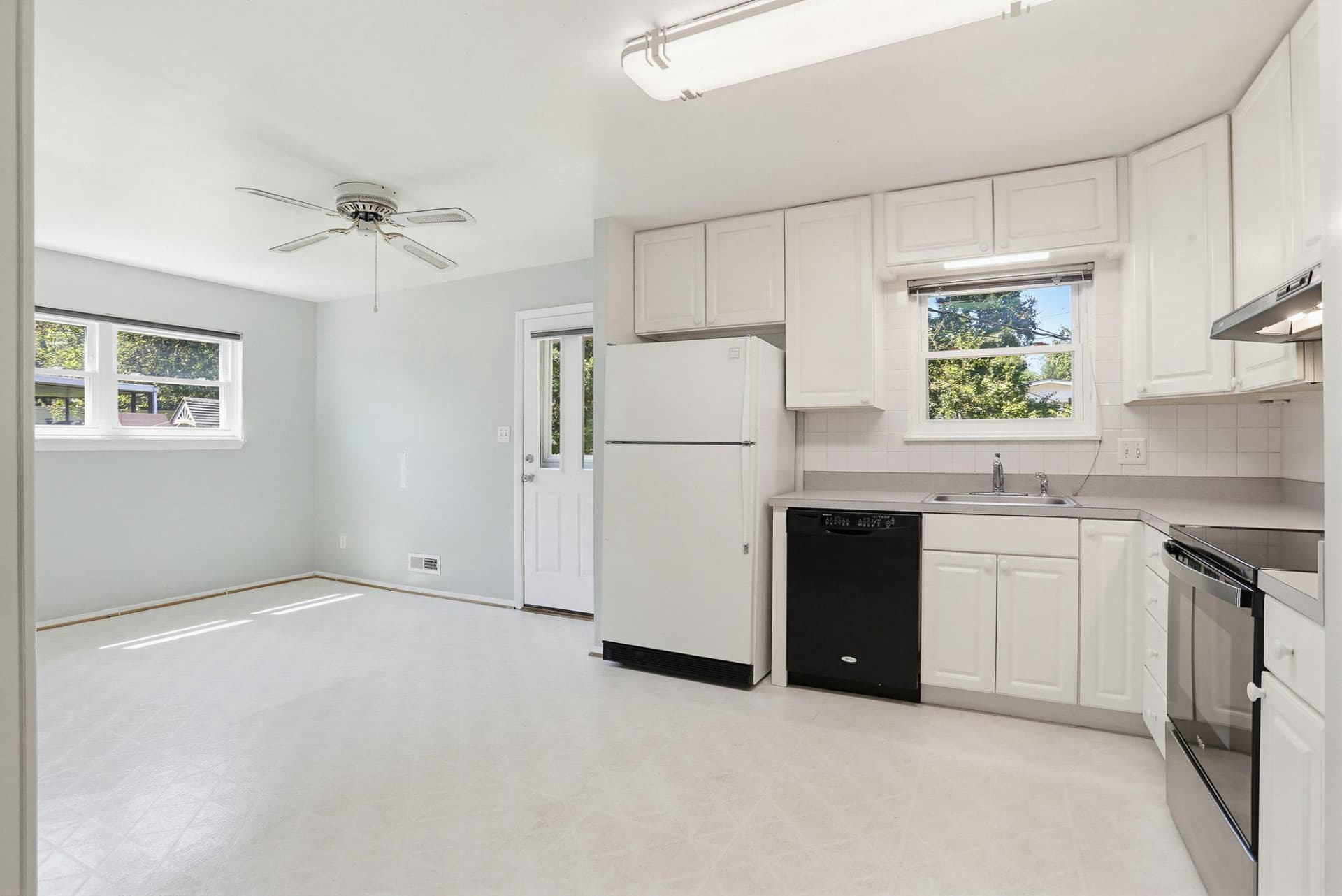 8145 Scotts Level Road photo 9