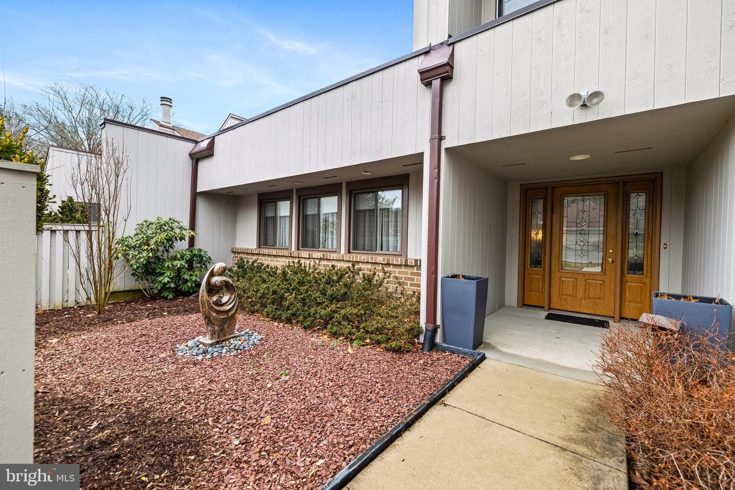 4 Regency Court #4 photo 3