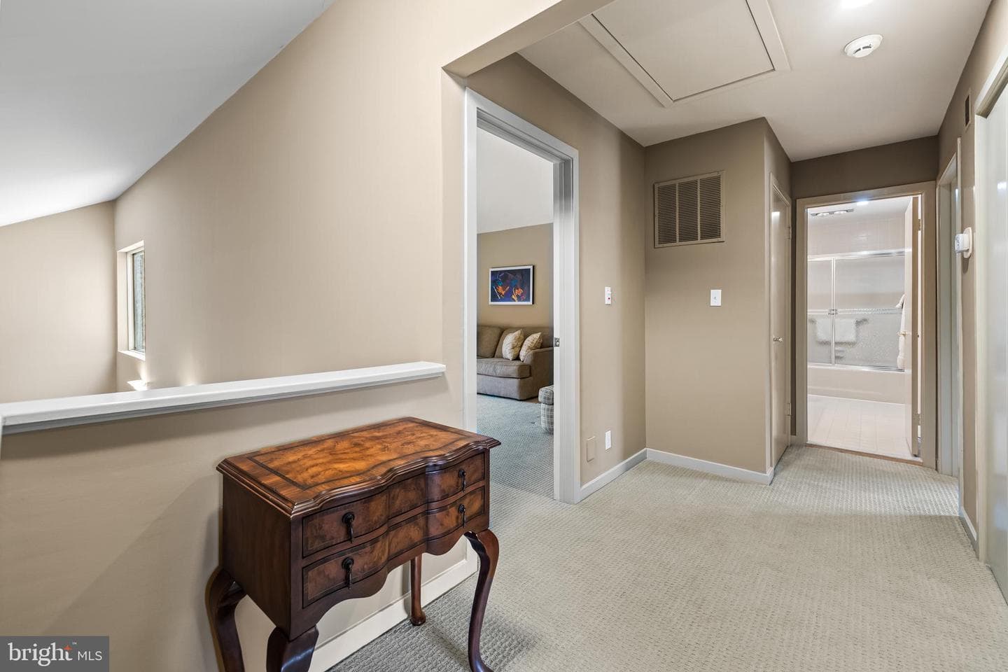 4 Regency Court #4 photo 35