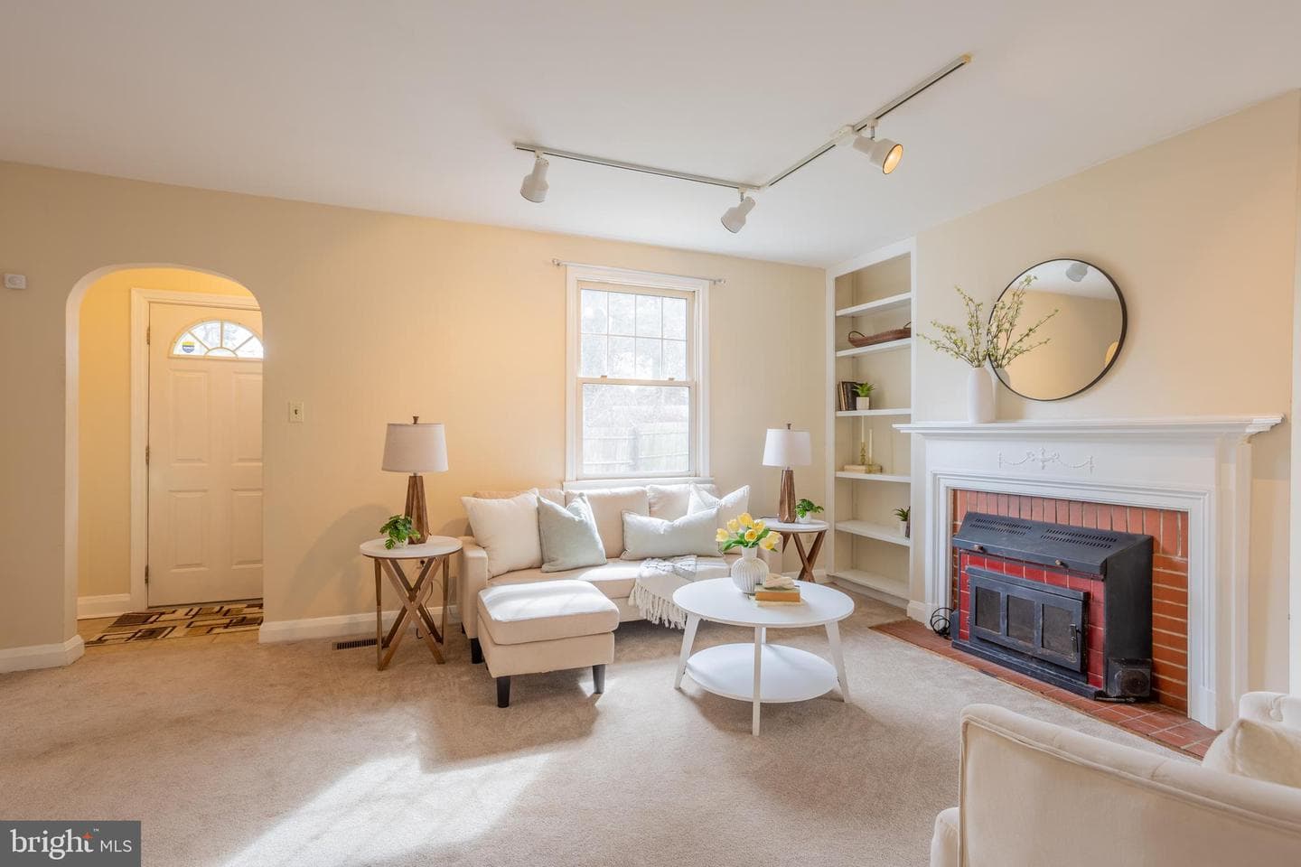 2012 Cedar Circle Drive photo 3