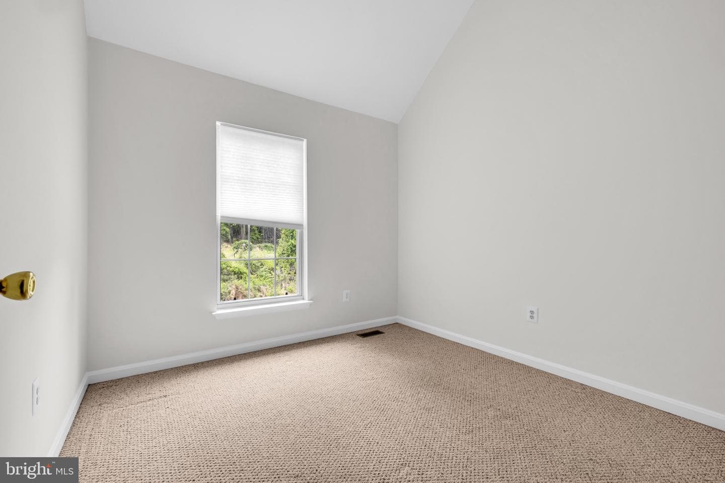 4816 Wainwright photo 31