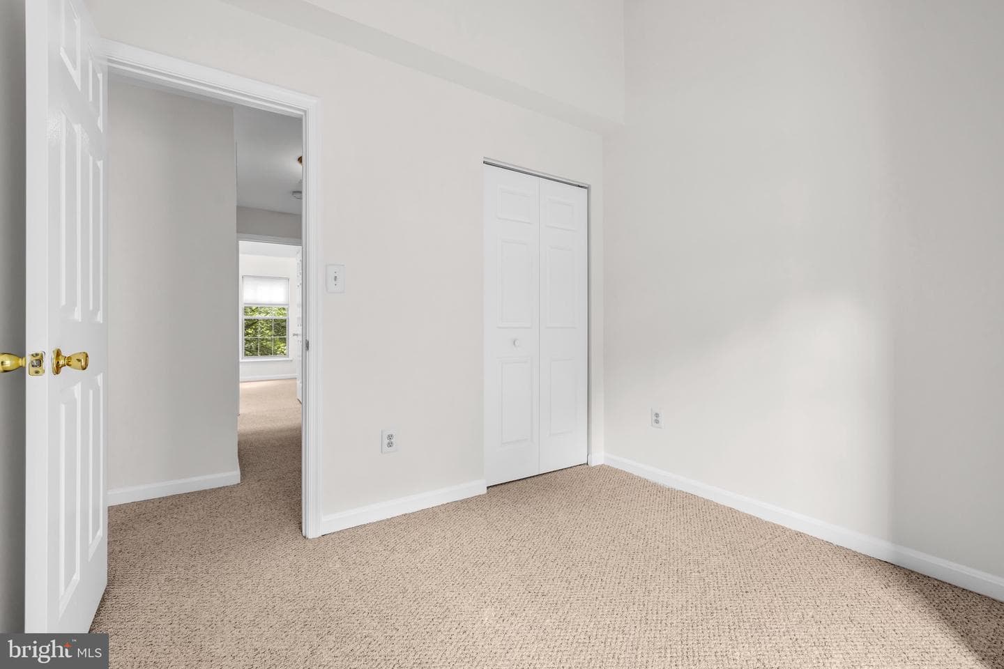 4816 Wainwright photo 35