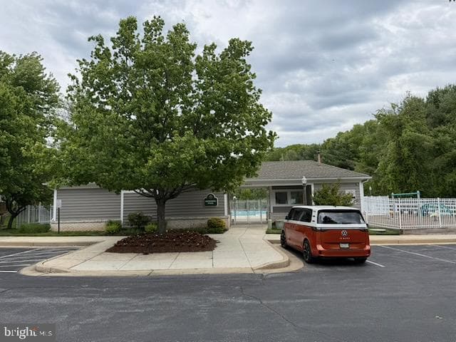 4816 Wainwright photo 67