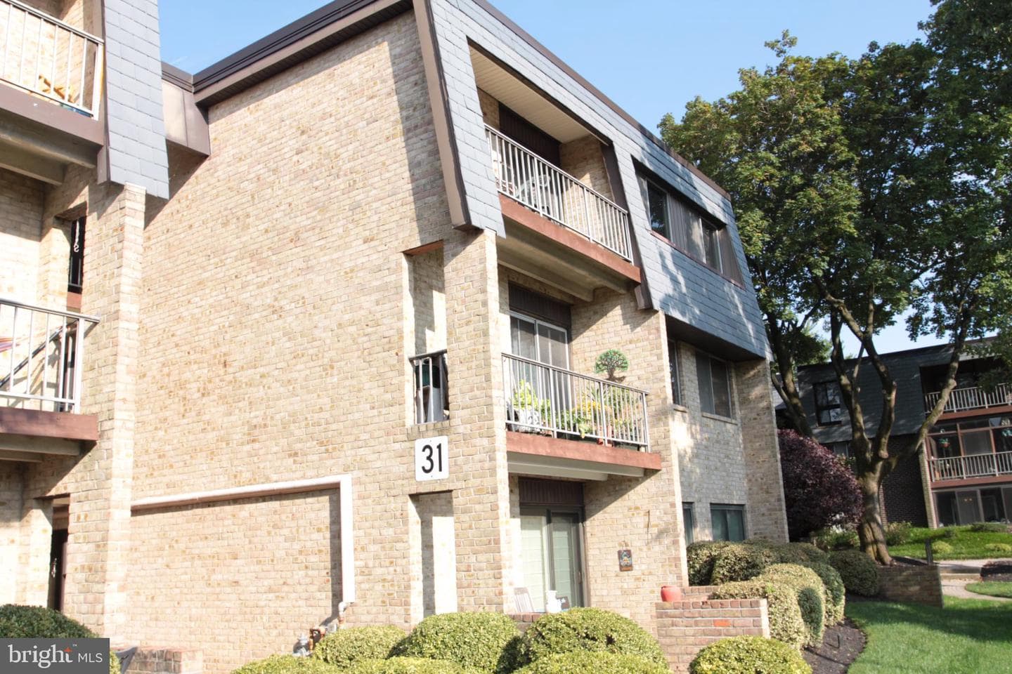 31 Stonehenge Circle, Pikesville