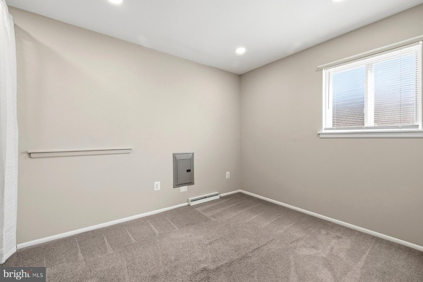 723 Braeside Road photo 30