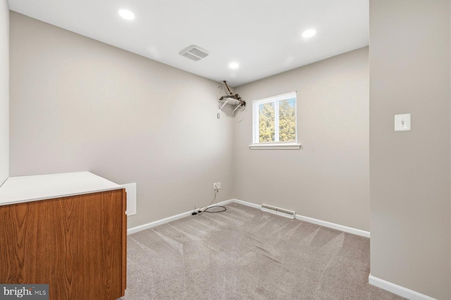 723 Braeside Road photo 33