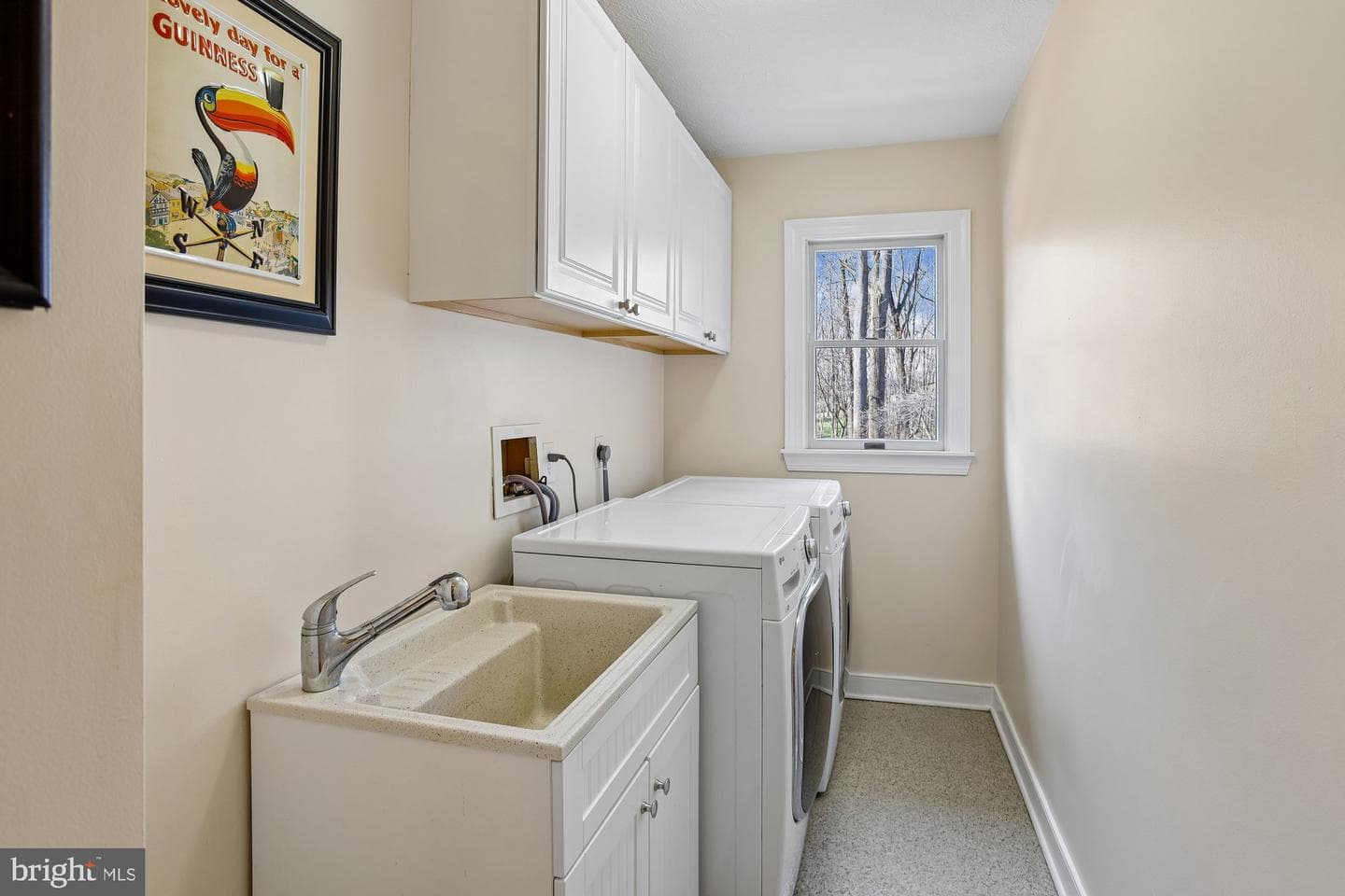 702 Falls Road photo 28