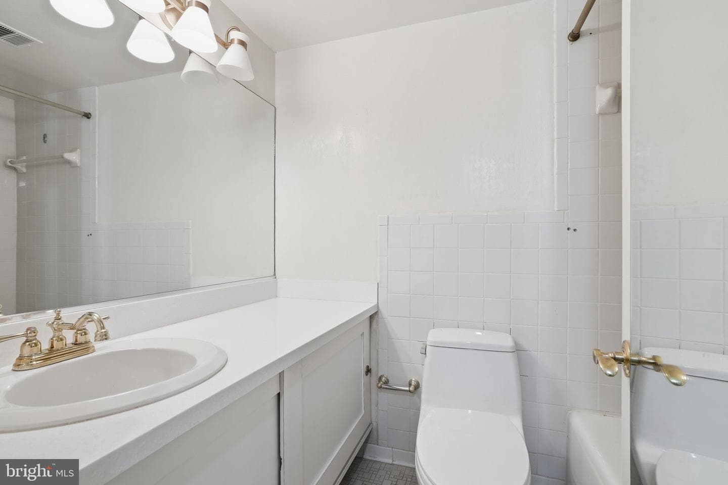 7 Slade Avenue #717 photo 16