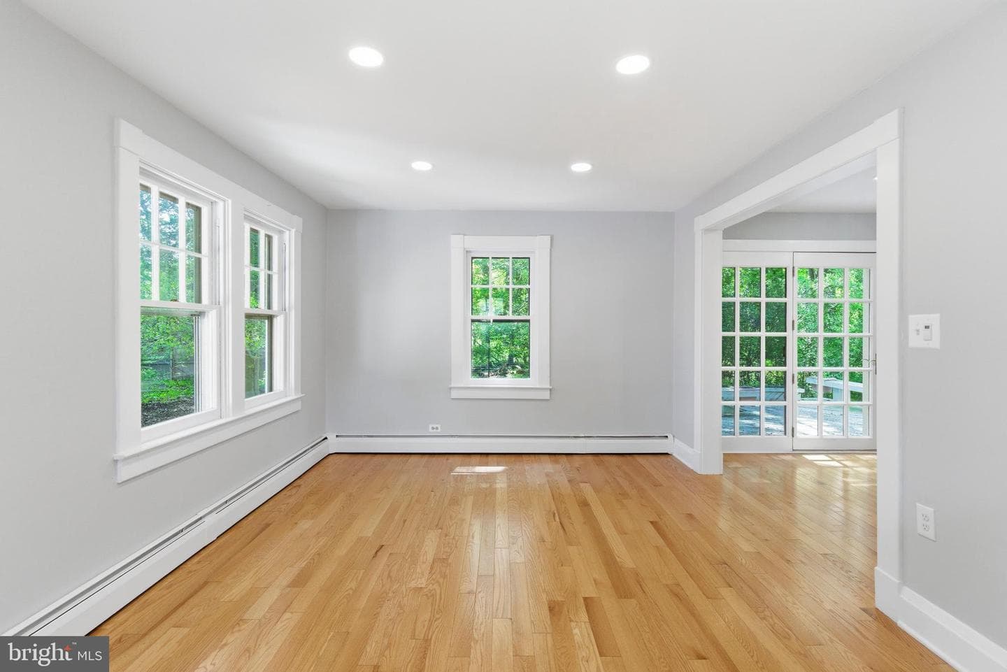 12230 Greenspring Avenue photo 7