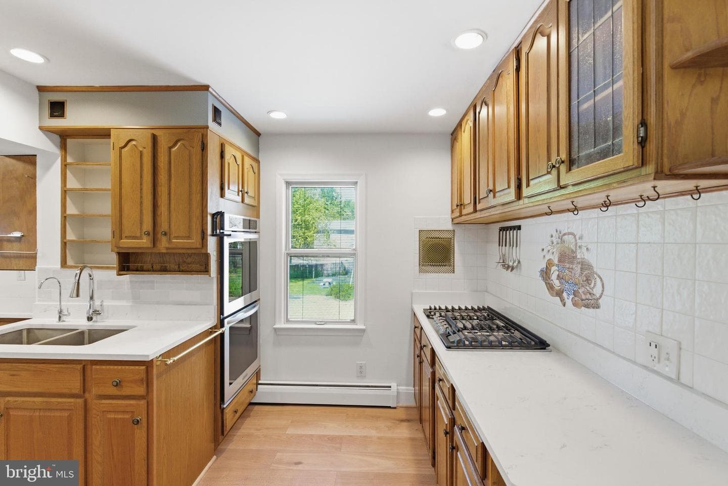 12230 Greenspring Avenue photo 9