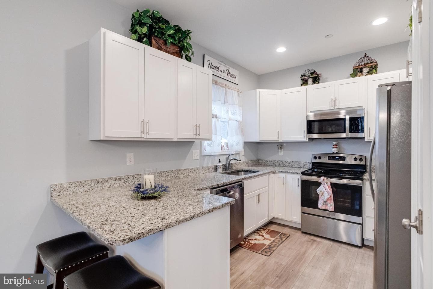 708 Hyde Park Road photo 21