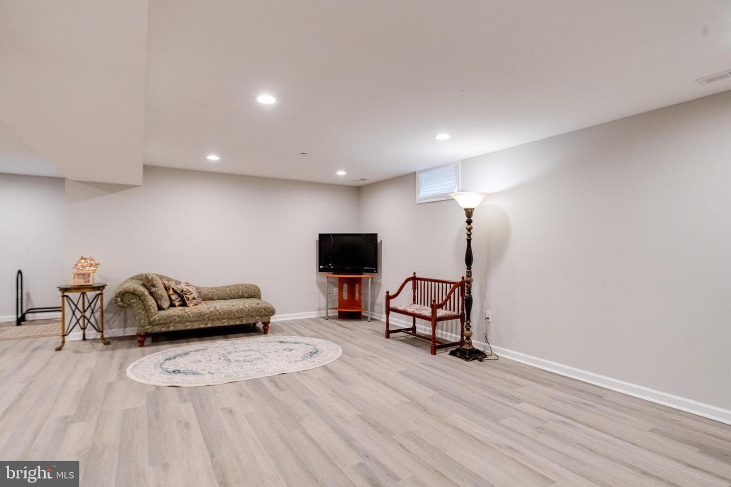 708 Hyde Park Road photo 52