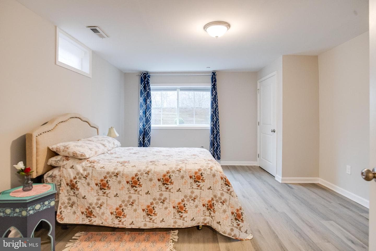 708 Hyde Park Road photo 53