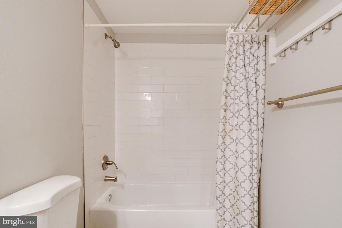 708 Hyde Park Road photo 60