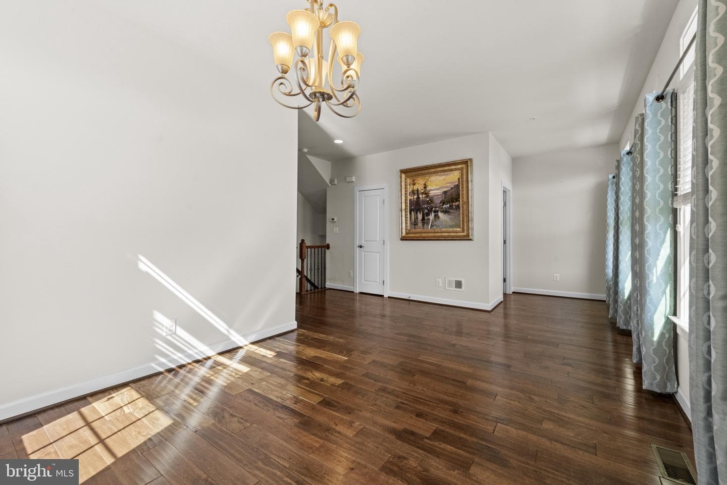 8700 Springvale Drive photo 10