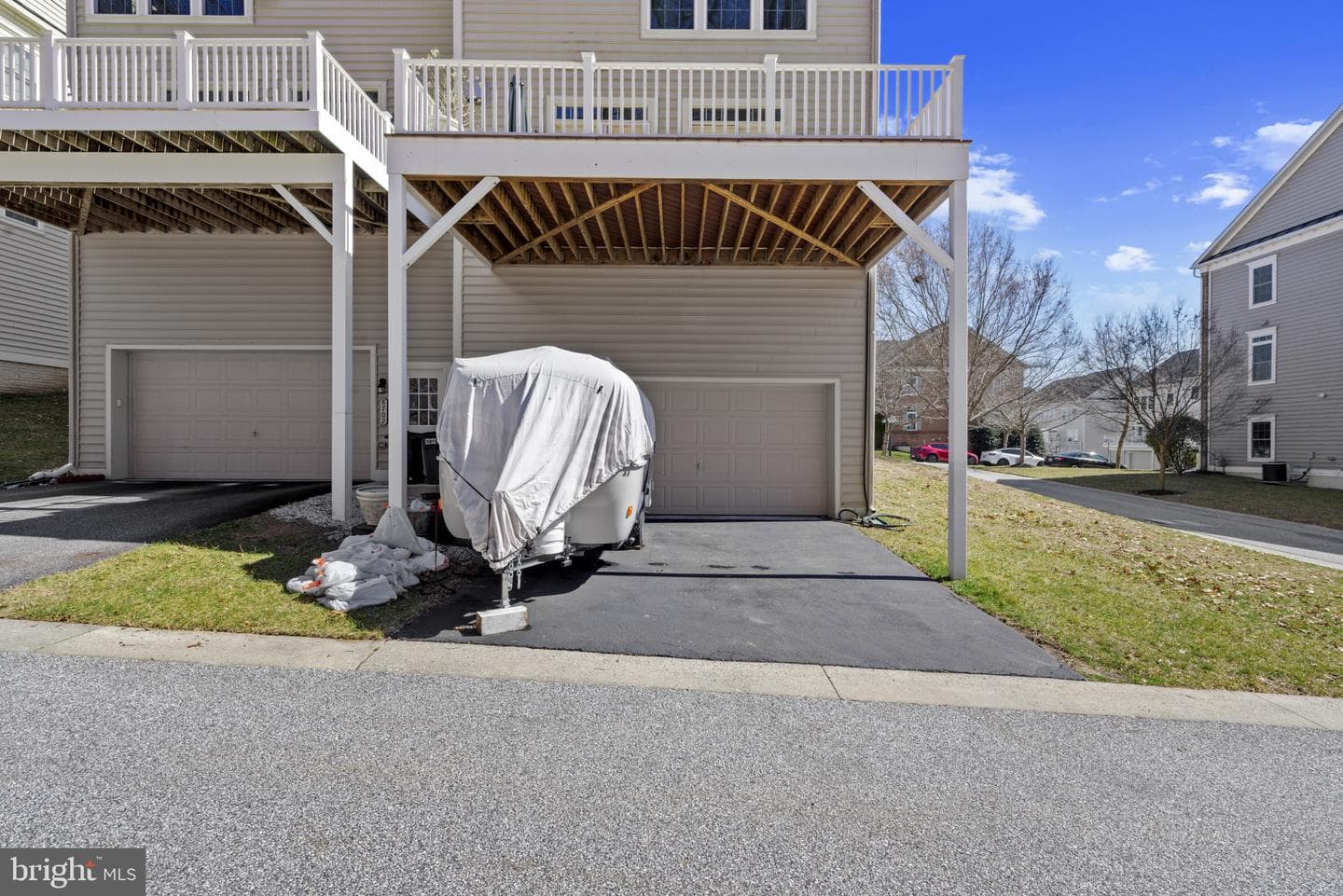 8700 Springvale Drive photo 38