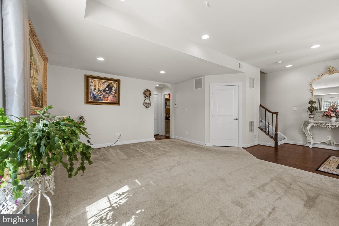 8700 Springvale Drive photo 6