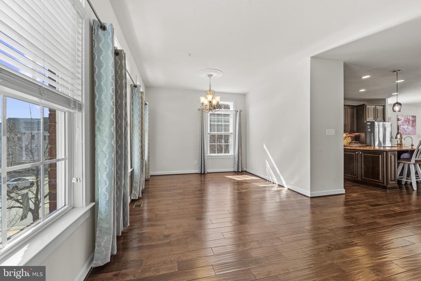 8700 Springvale Drive photo 8