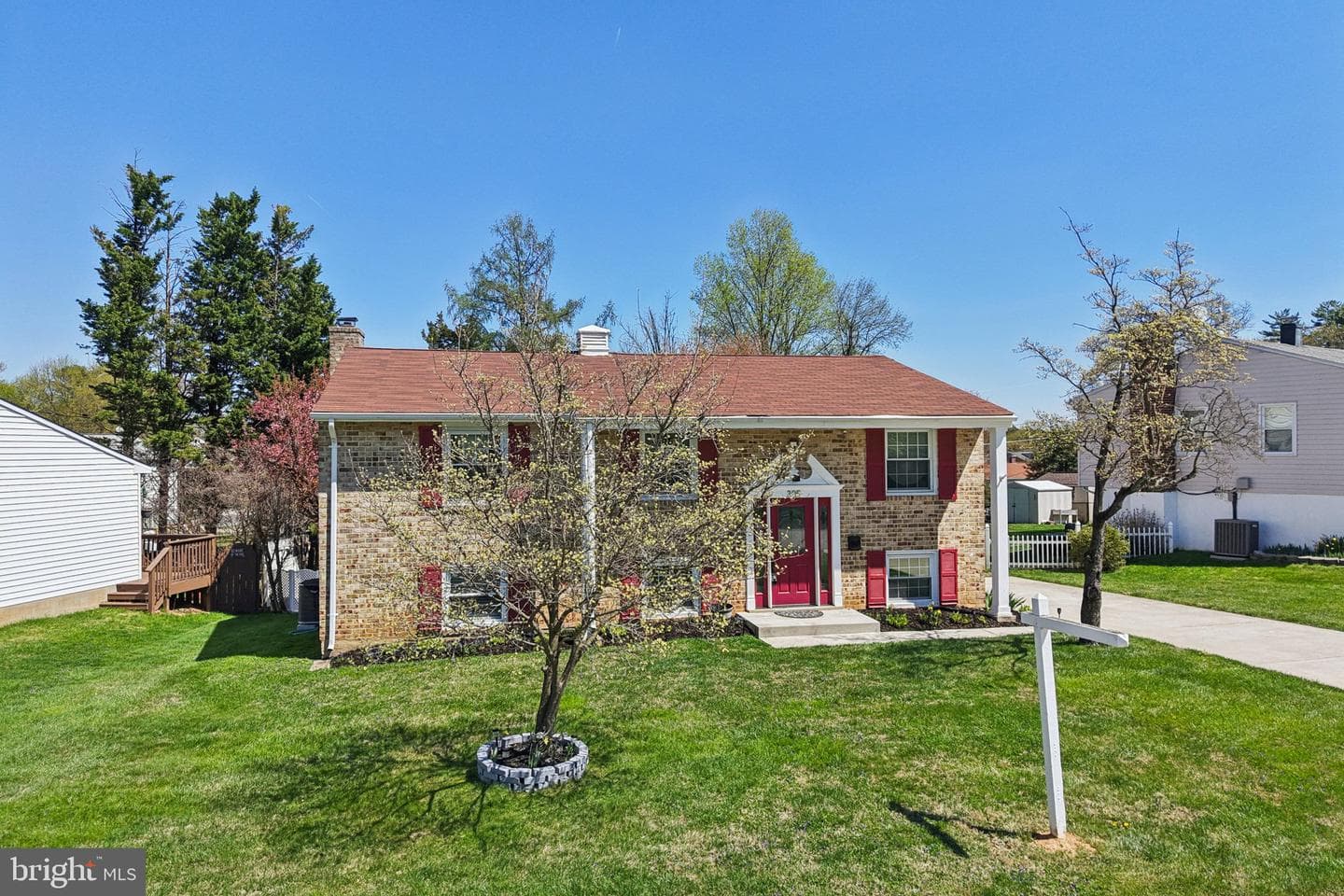 305 Janet Road photo 62