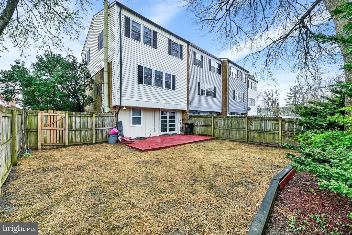 10 Sharrow Court photo 26