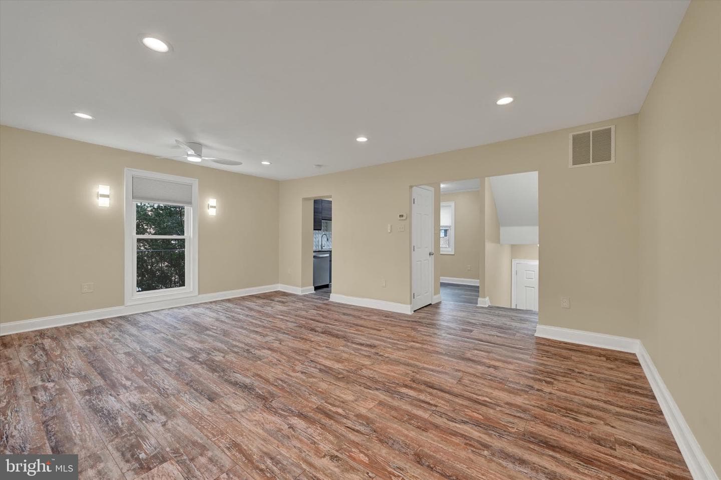 10 Sharrow Court photo 9