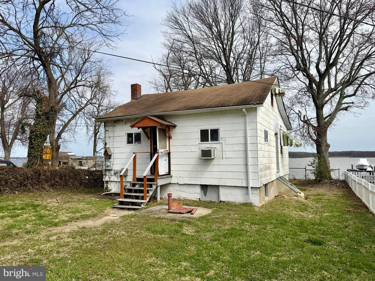 4327 Shore Road, Baltimore
