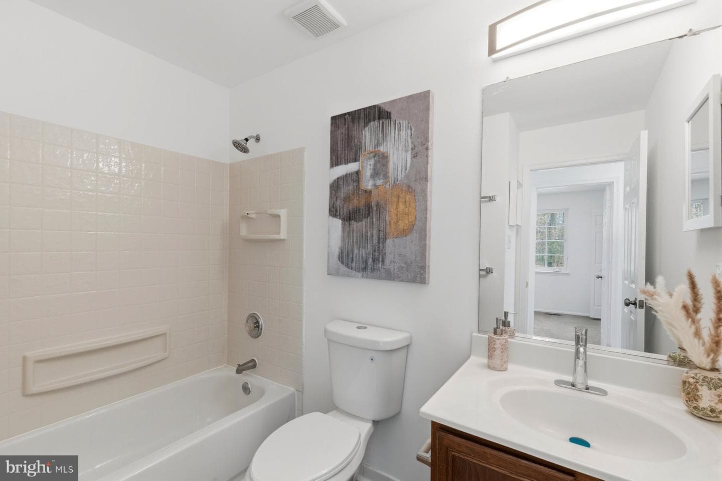 9015 Tarpleys Circle photo 18