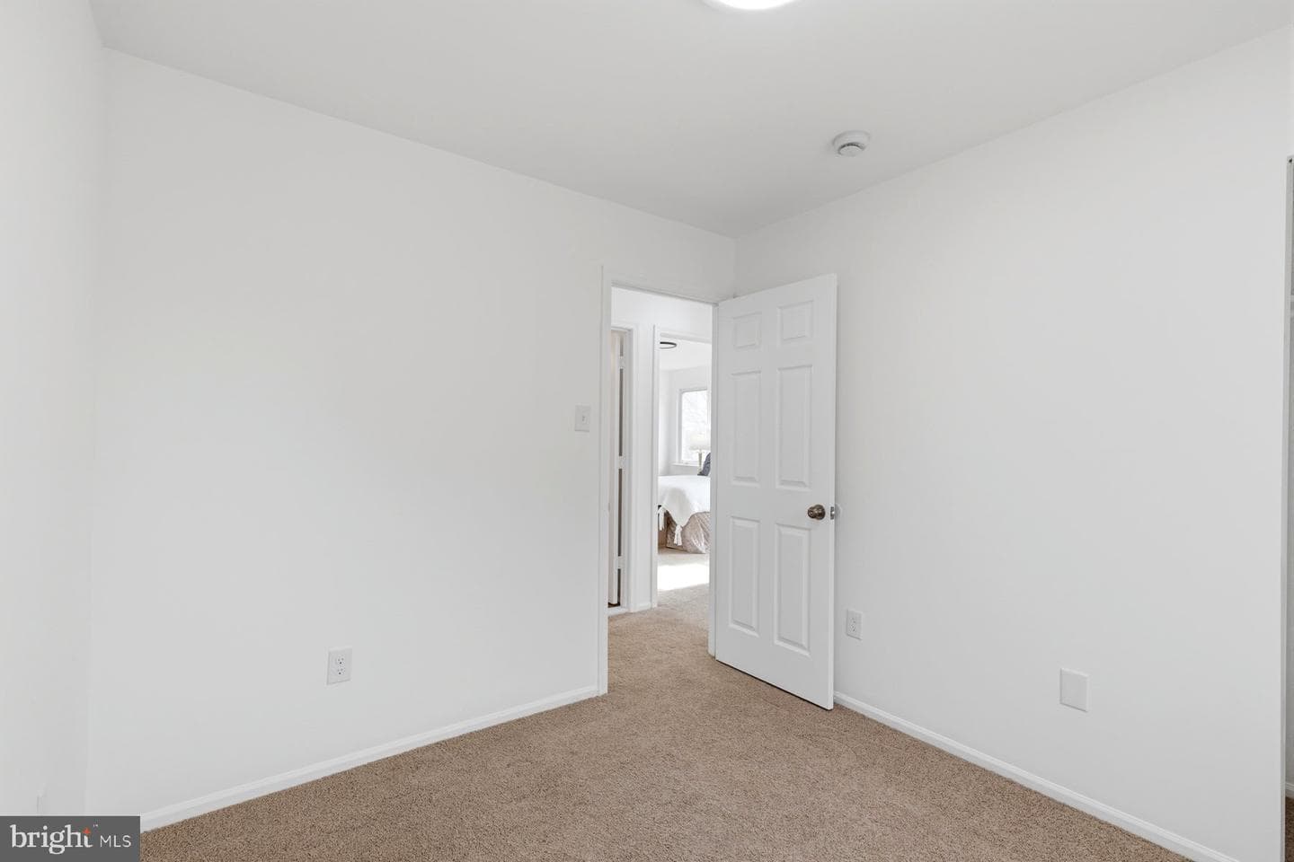 9015 Tarpleys Circle photo 21