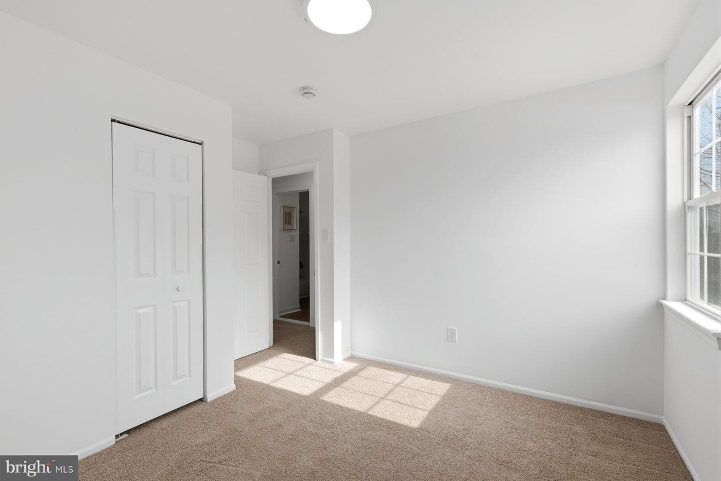 9015 Tarpleys Circle photo 23