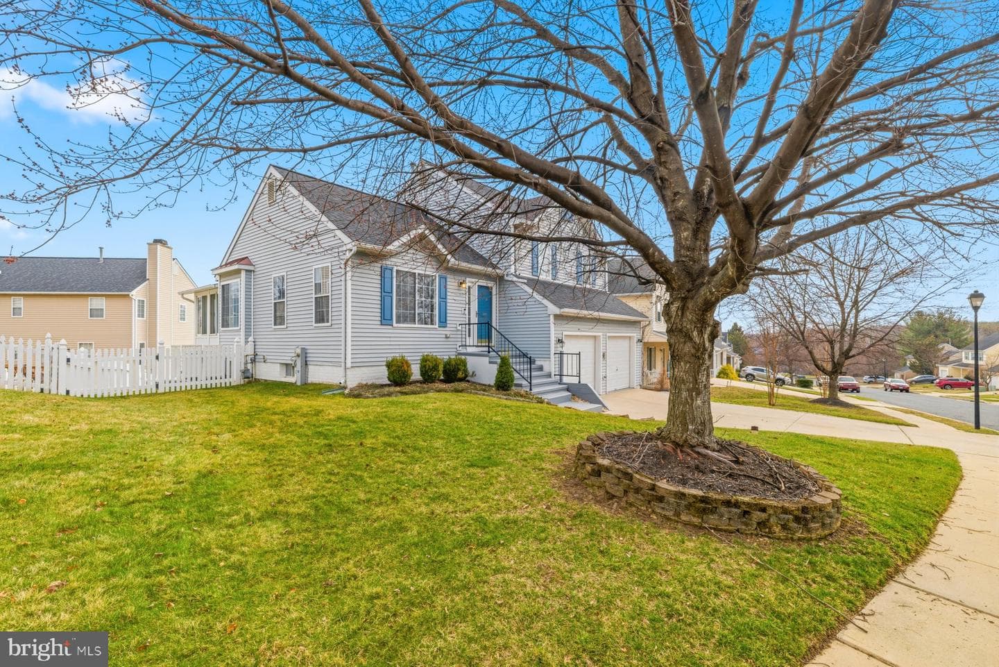 9015 Tarpleys Circle photo 3