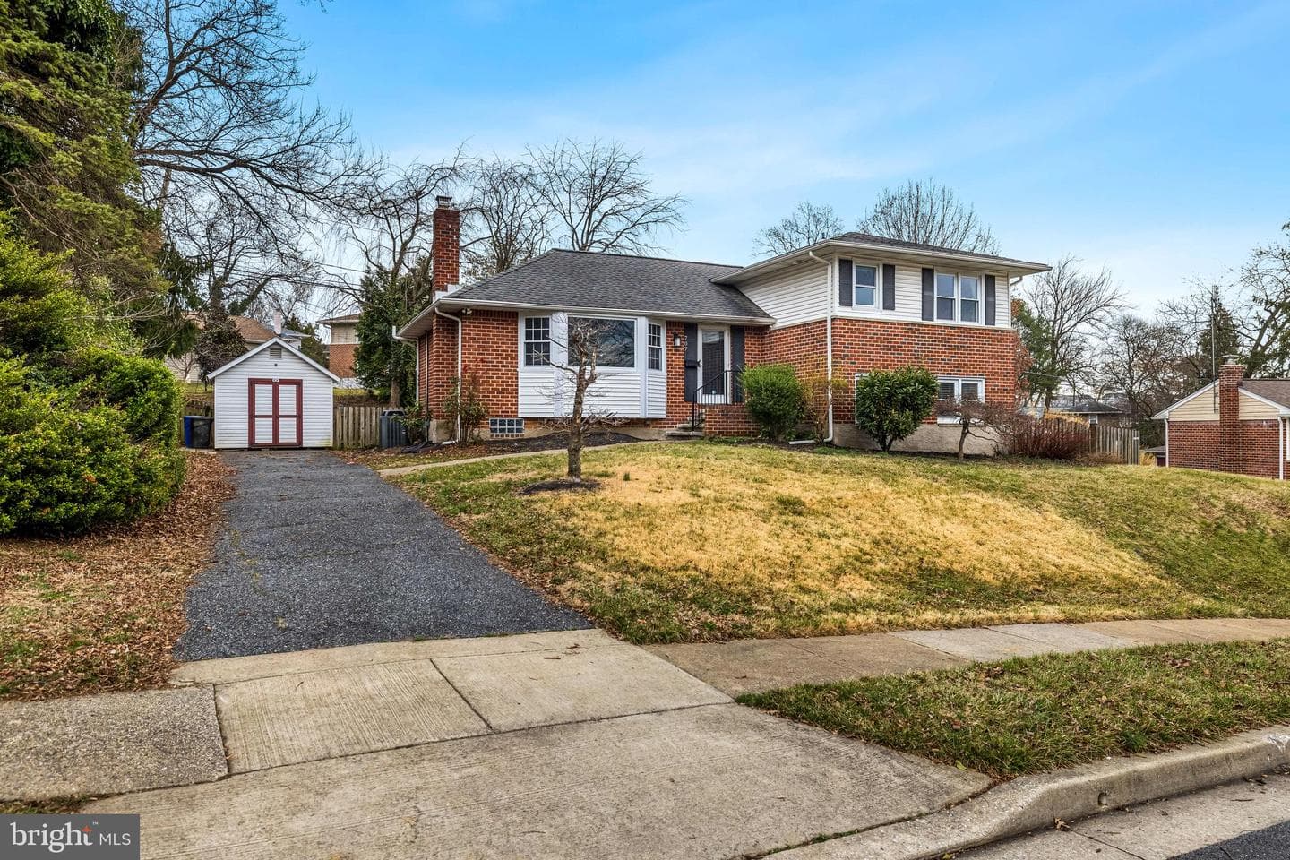 707 Shelley Road photo 2