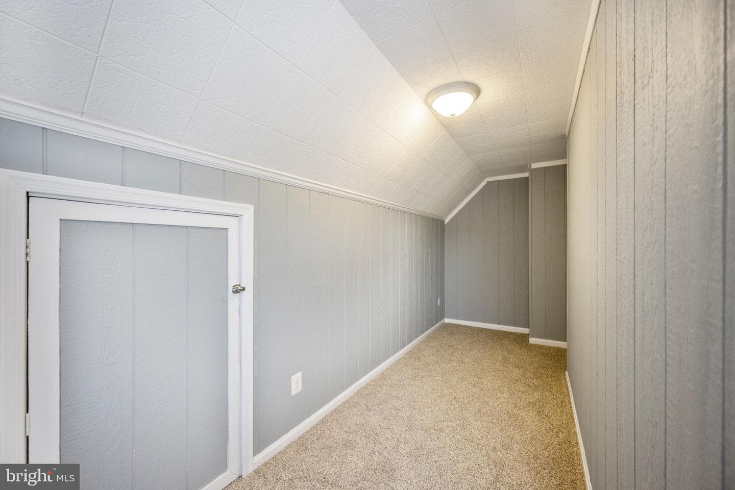 8626 Wise Avenue photo 30