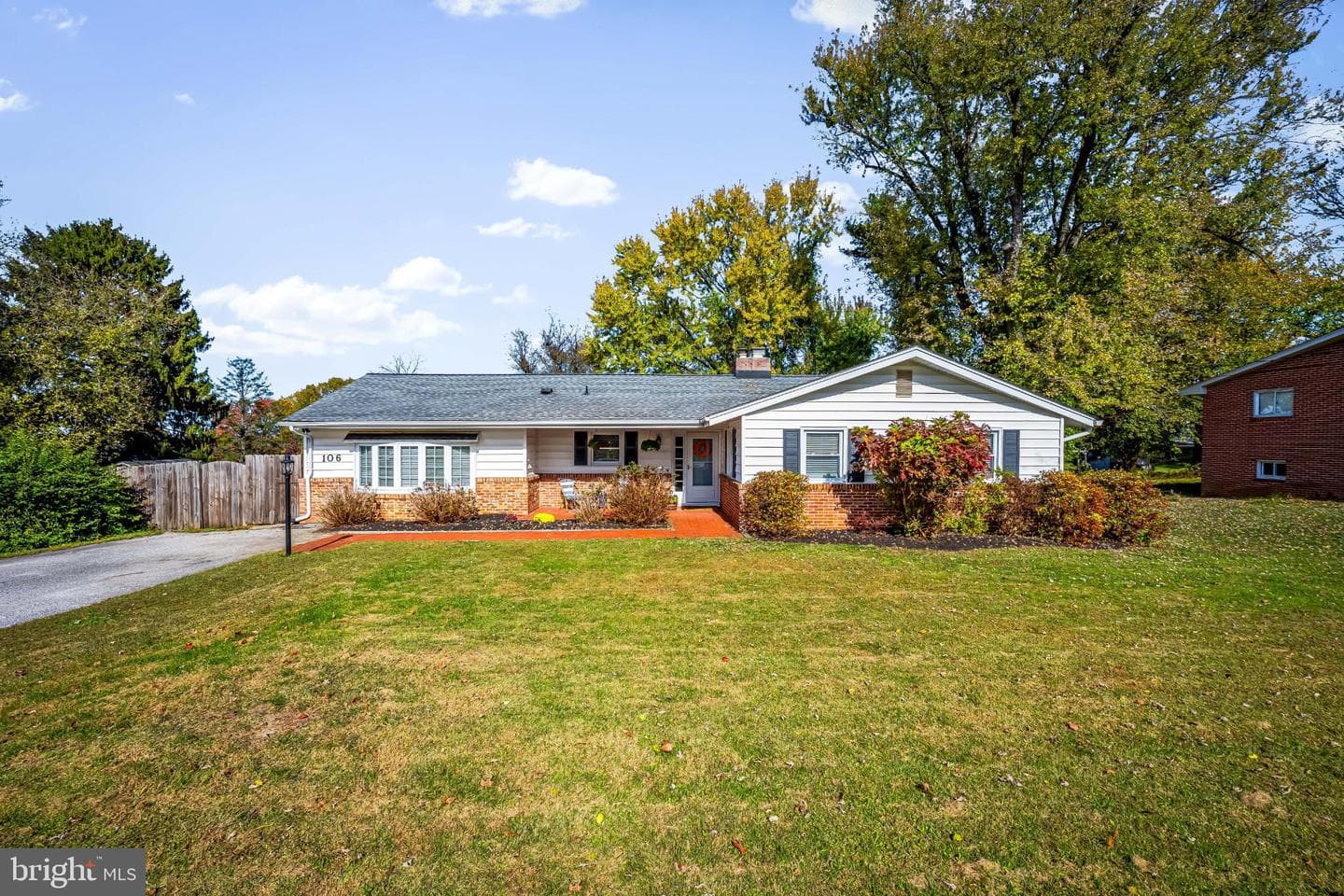 106 Gibbons Boulevard
