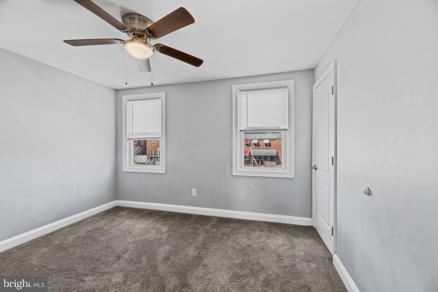 353 Leeanne Road photo 10
