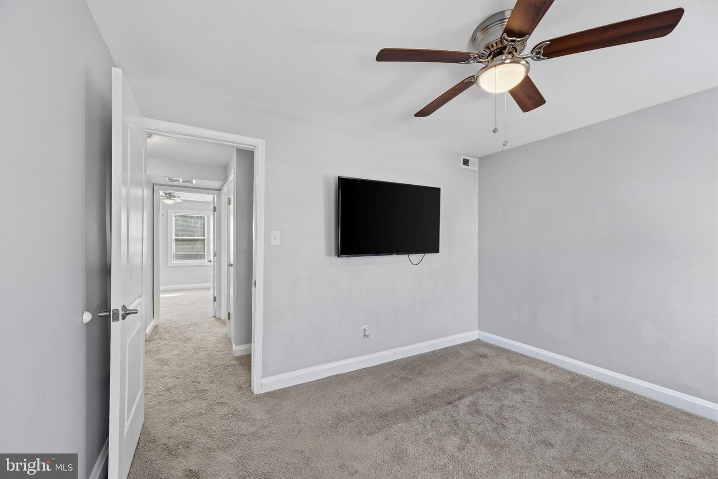353 Leeanne Road photo 11