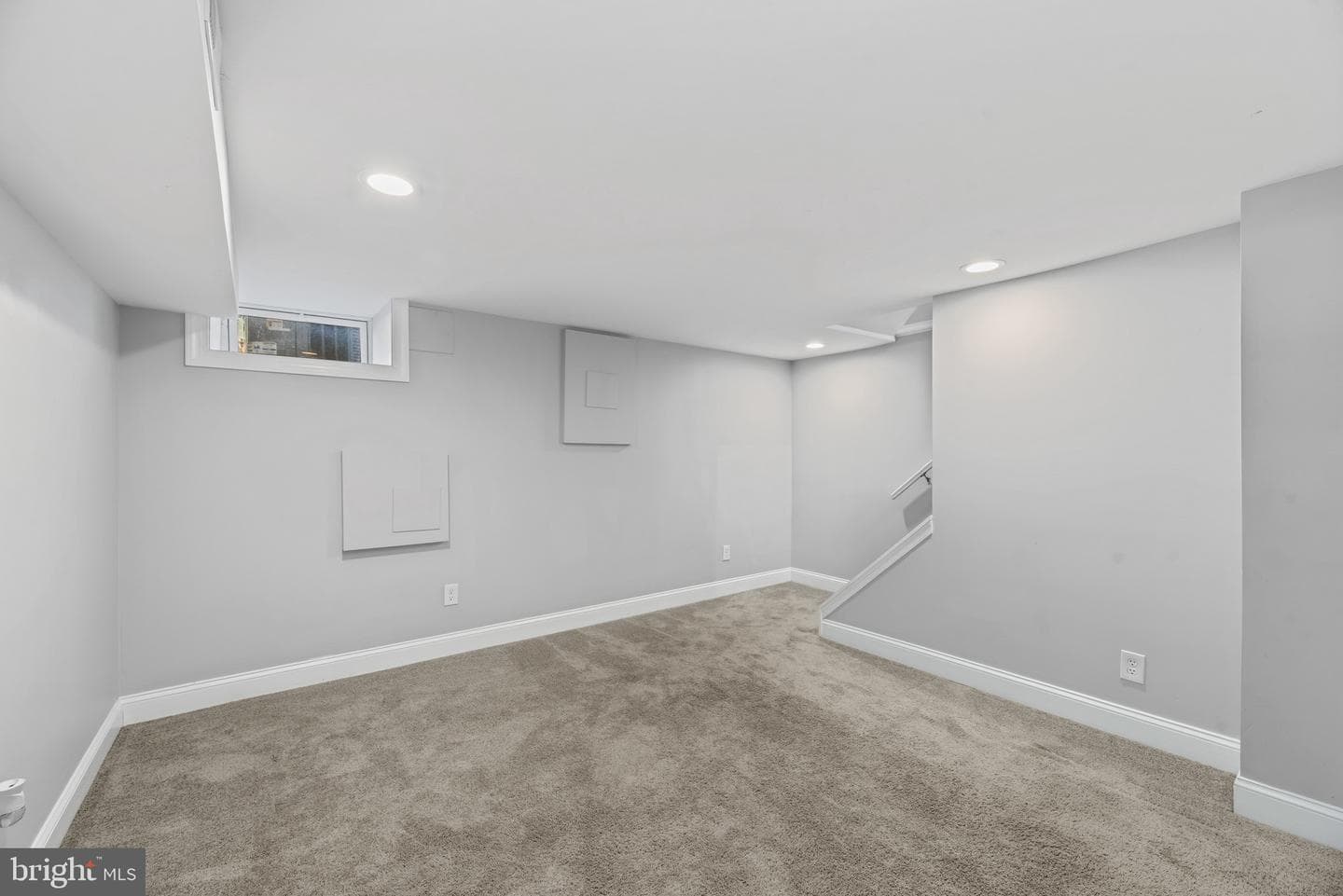 353 Leeanne Road photo 17