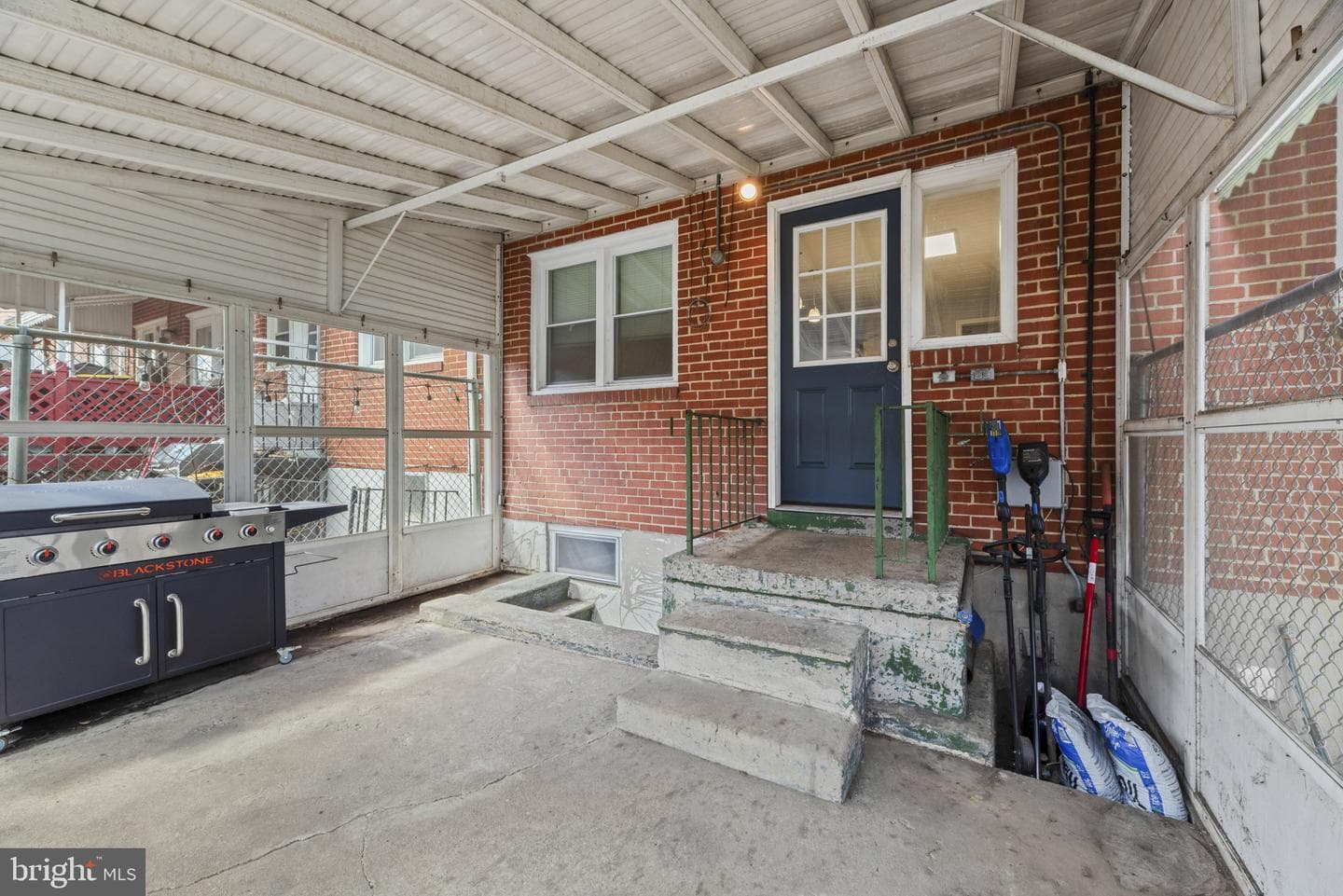 353 Leeanne Road photo 22