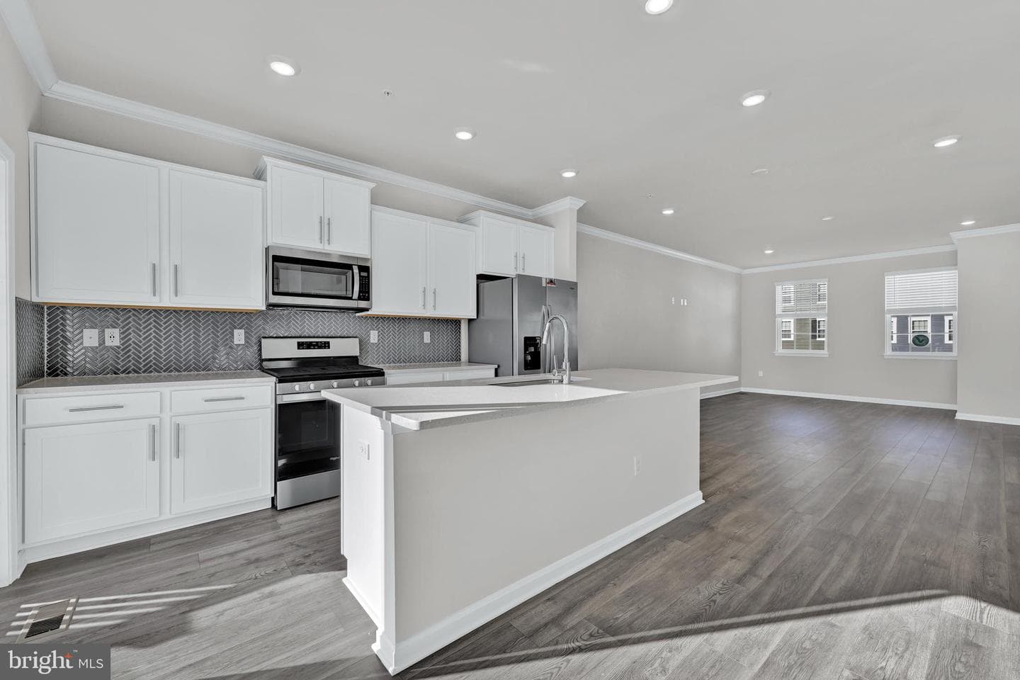 32 Merion Avenue photo 8