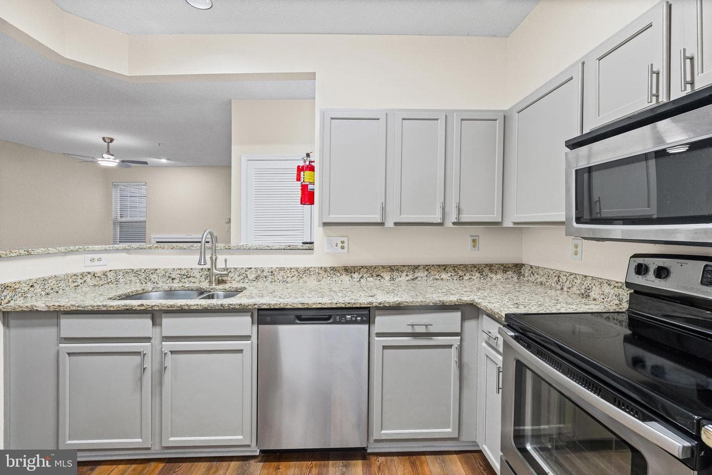 7206 Bogley #102 photo 9