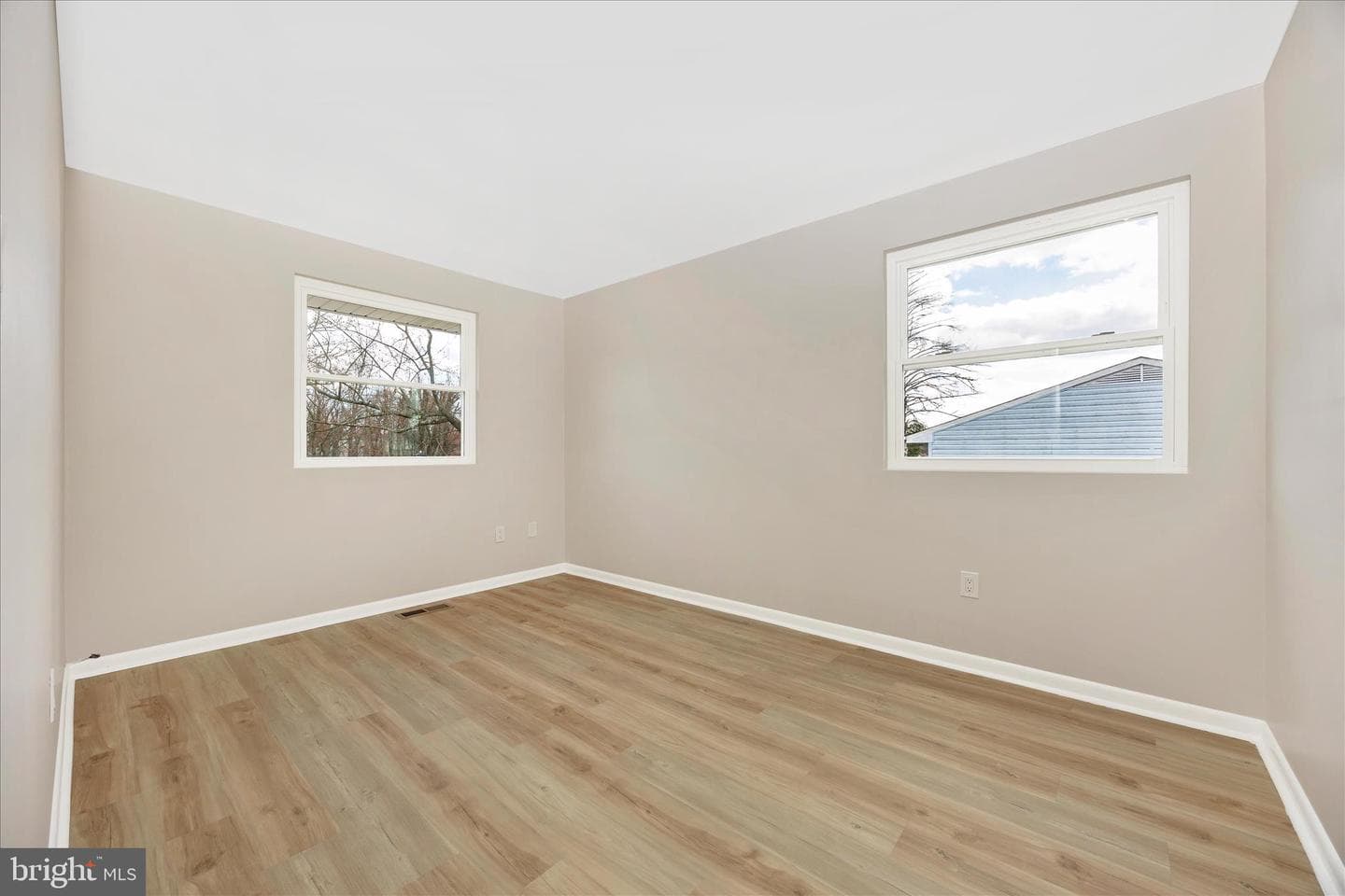 4006 Rouen Road photo 30
