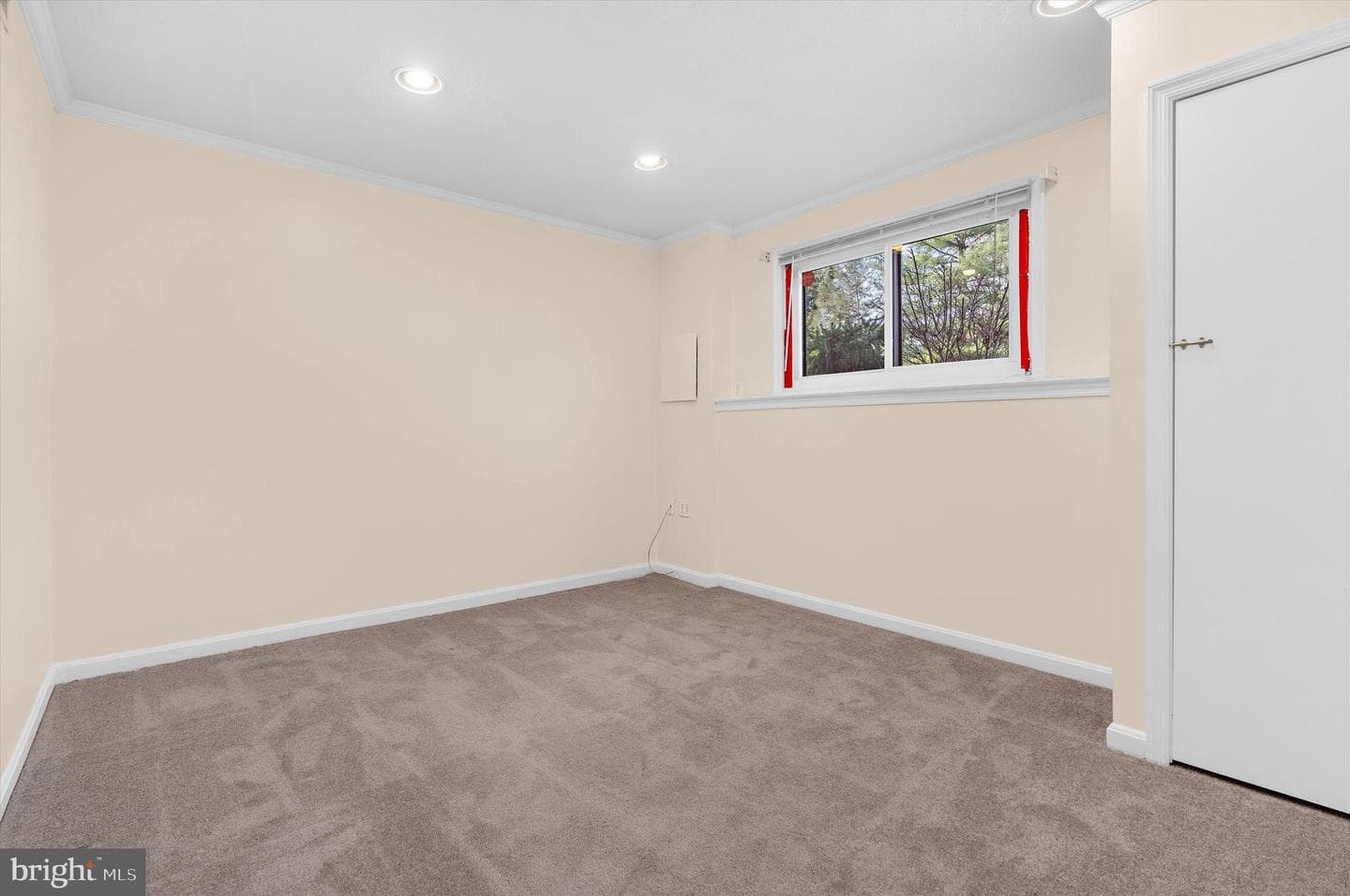 9221 Bellbeck Road photo 32