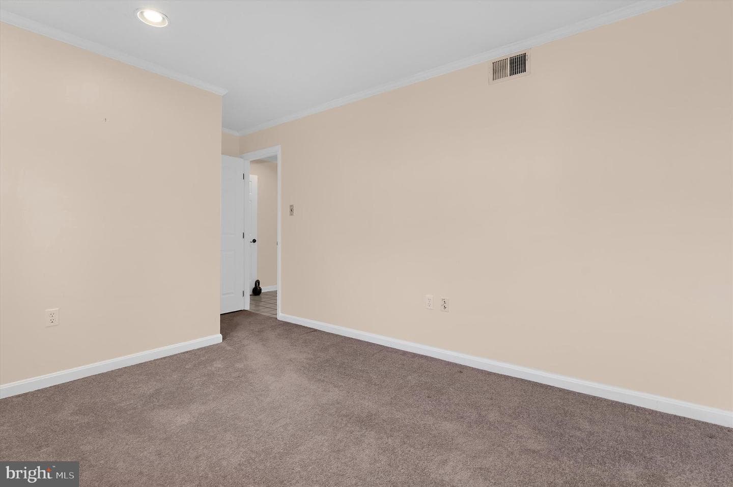 9221 Bellbeck Road photo 33