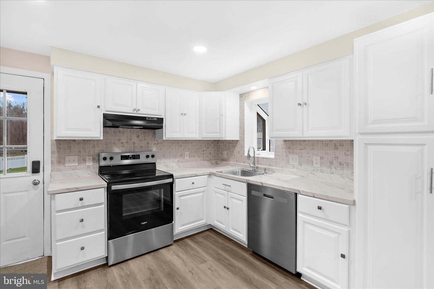 12129 Buttonwood Lane photo 5