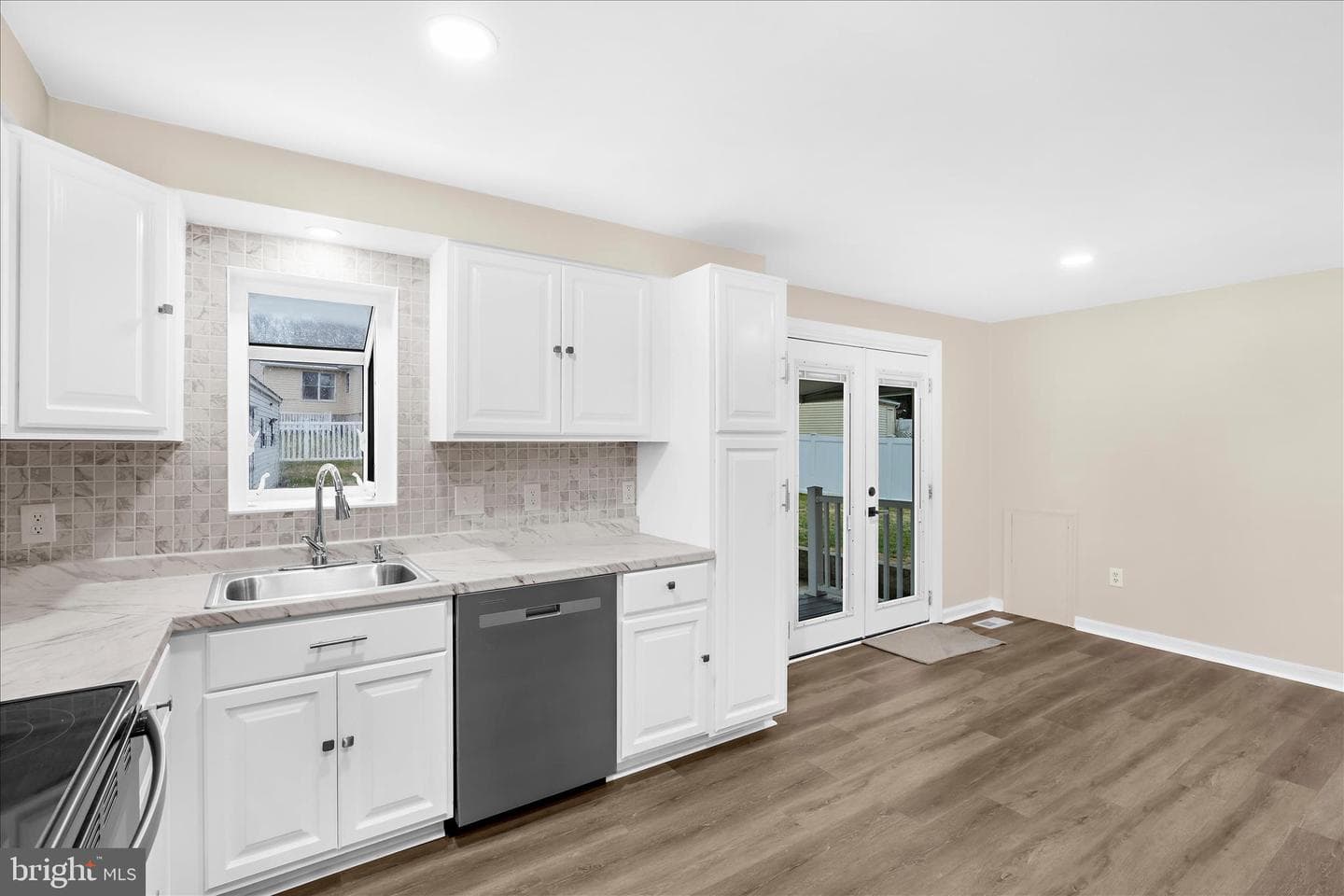 12129 Buttonwood Lane photo 6