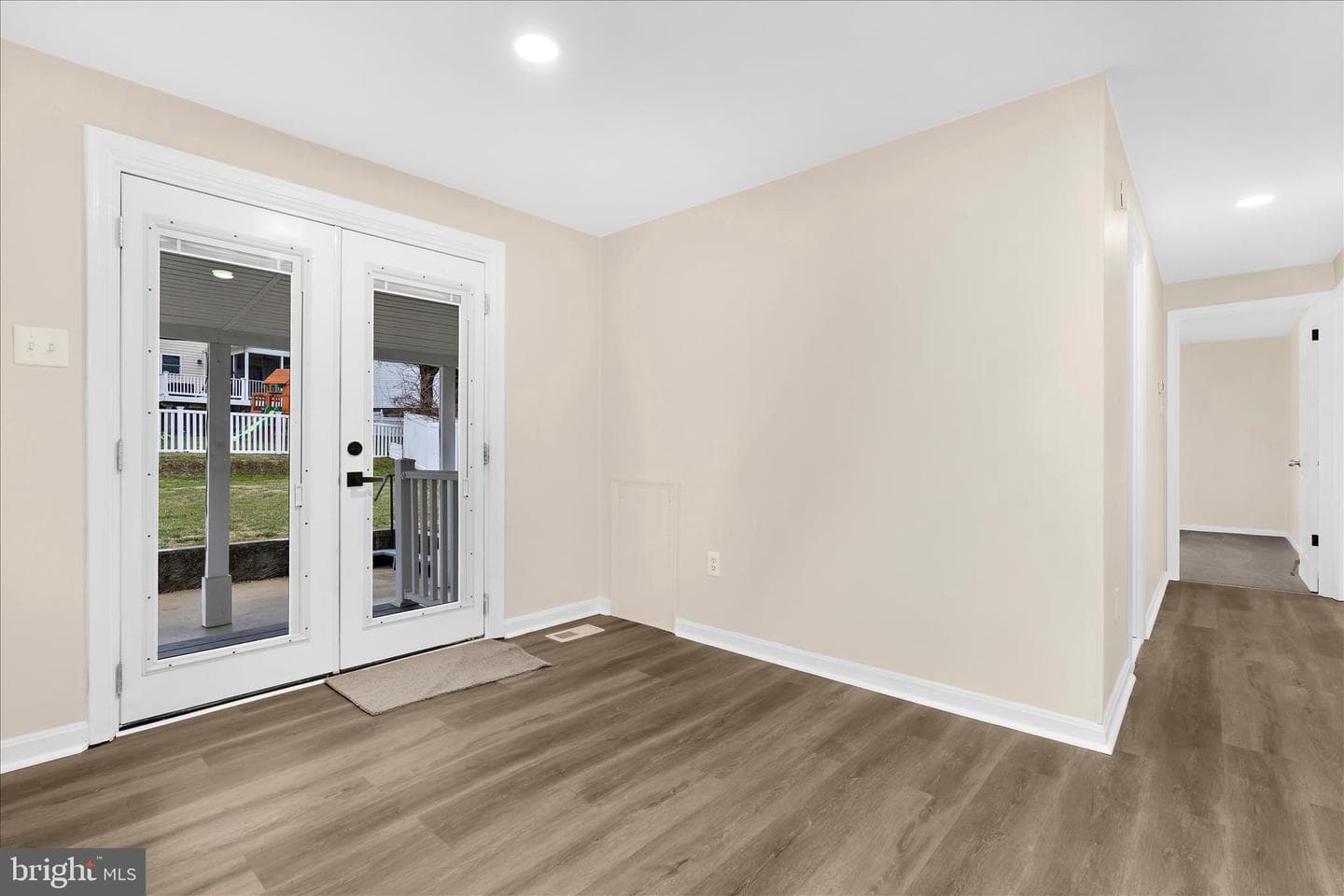 12129 Buttonwood Lane photo 9