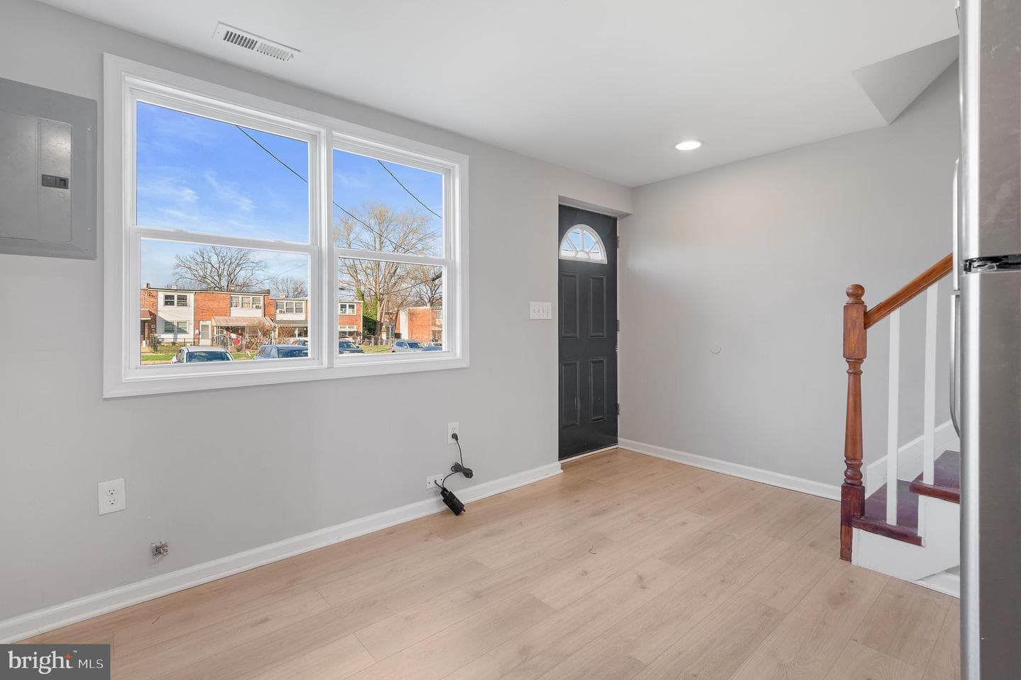 801 Seckel Court photo 8