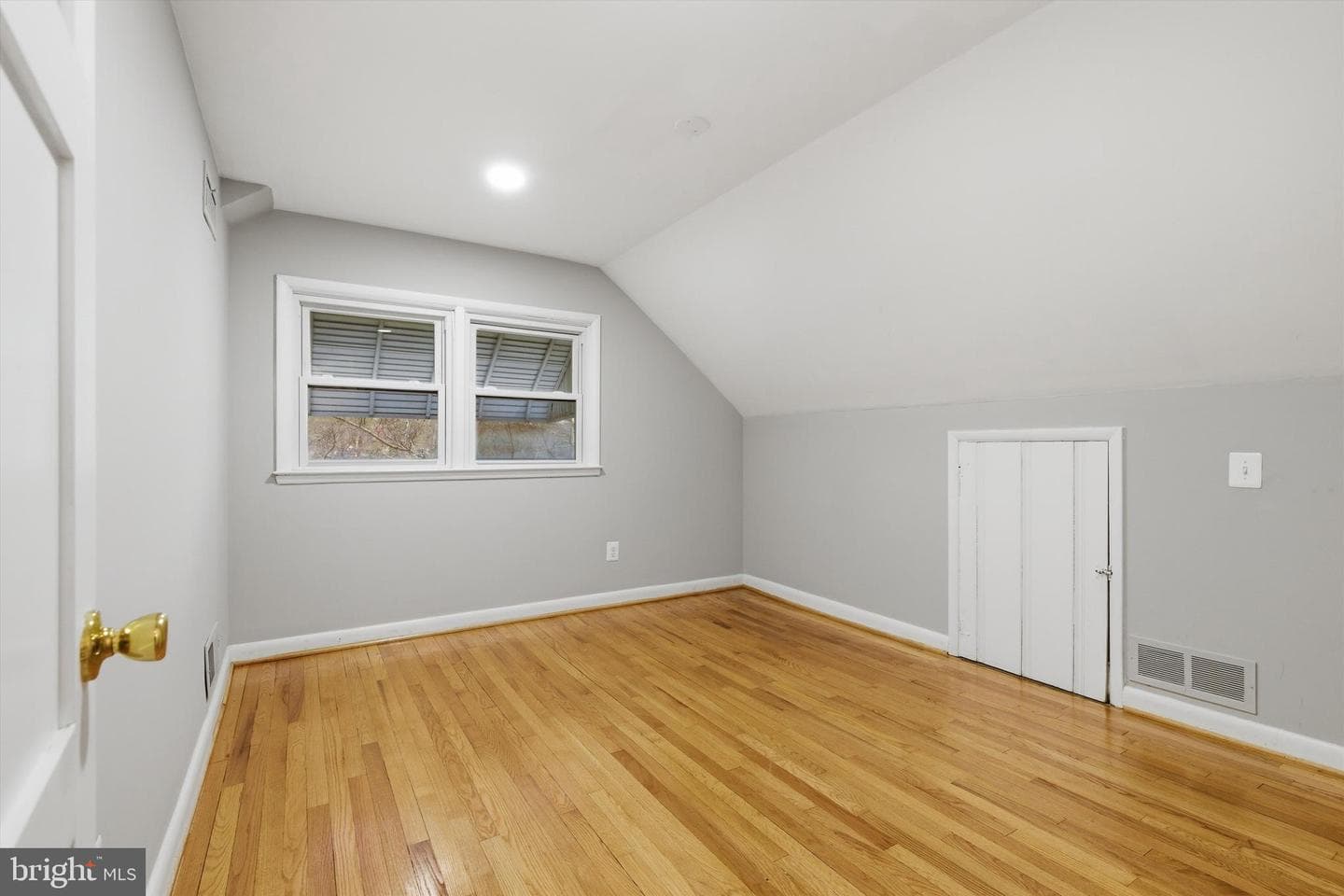 6703 Glenkirk Road photo 16