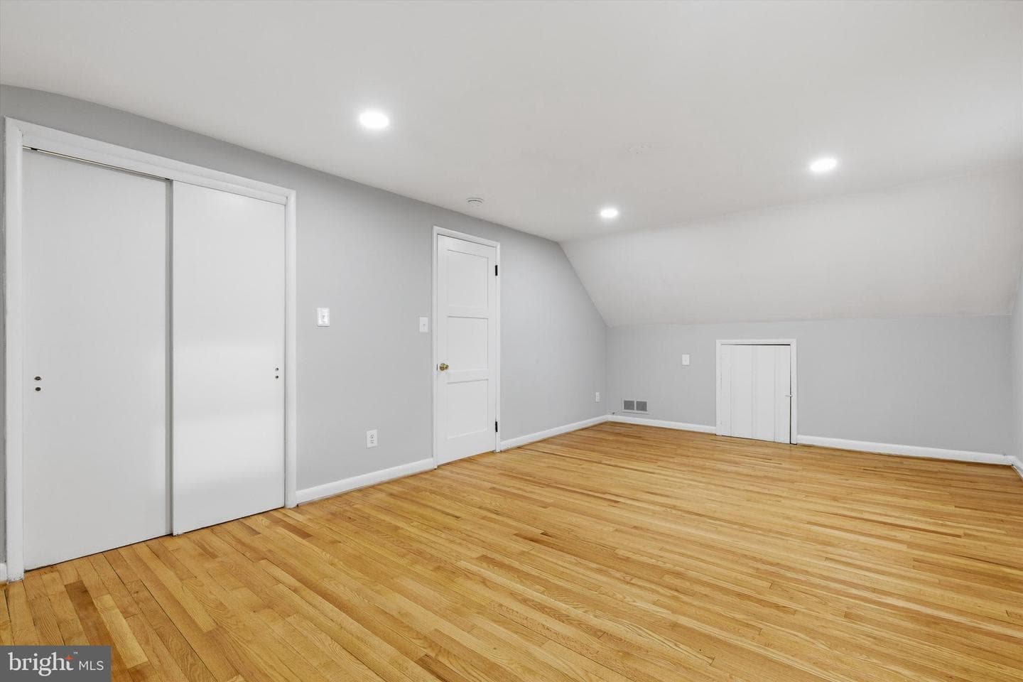 6703 Glenkirk Road photo 19